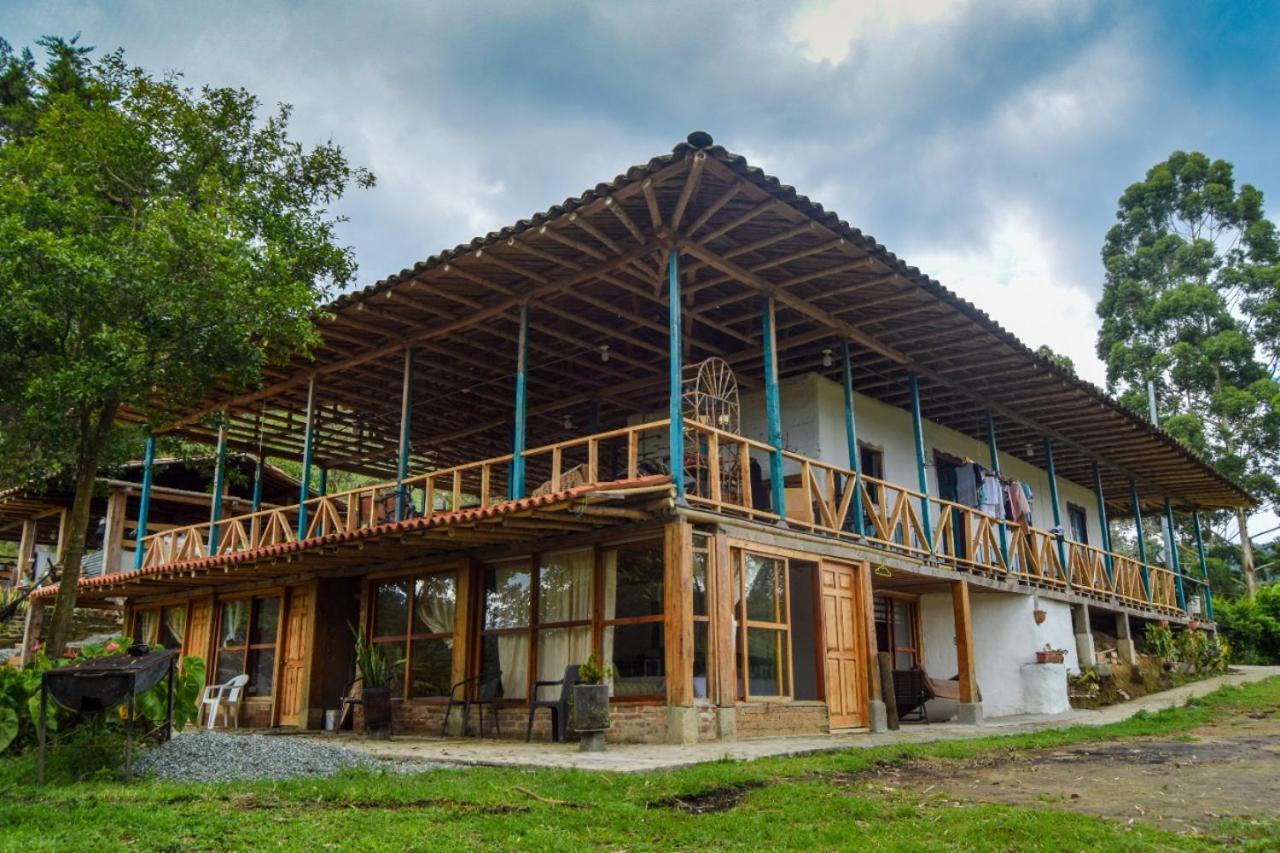 Hostal Rural La Montana Alquiyapura 살렌토 외부 사진